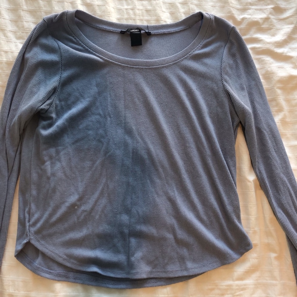 Long sleeve ribbed shirt